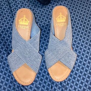 Crown vintage wedges